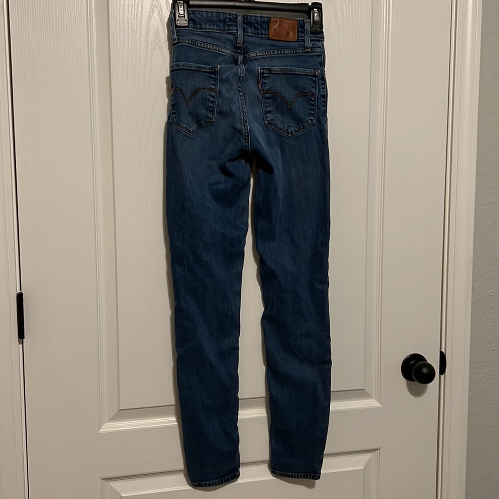 Levi’s Barely Used Still In Good Condition - image 7